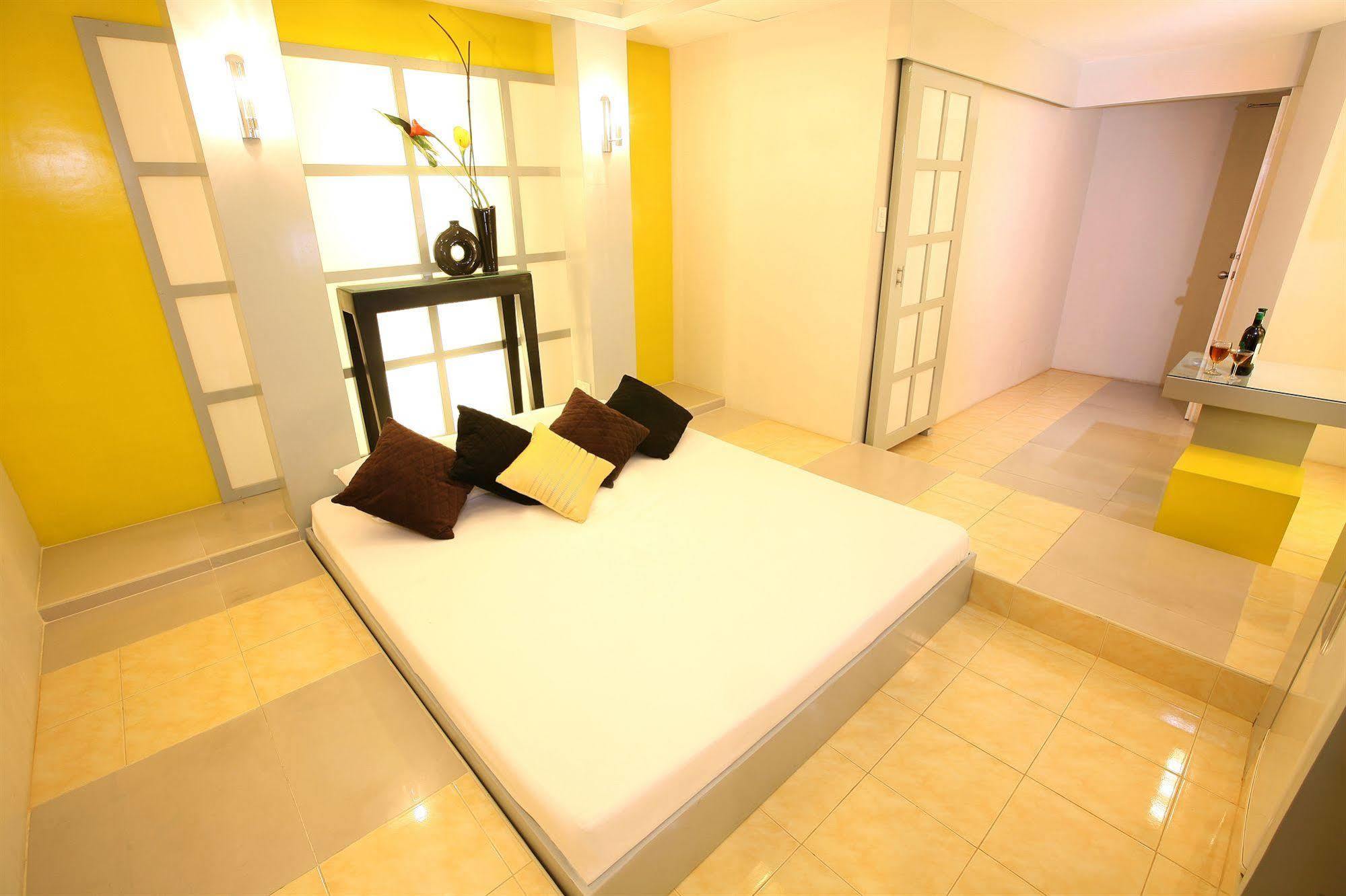 Motel Victoria Court San Fernando Extérieur photo