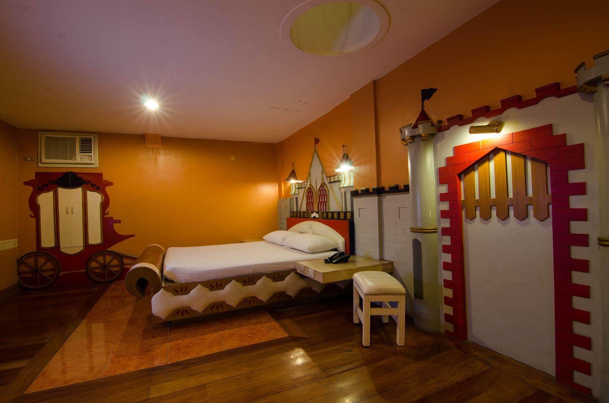 Motel Victoria Court San Fernando Extérieur photo